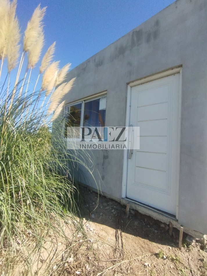 SE VENDE LOTE CON CONSTRUCCION